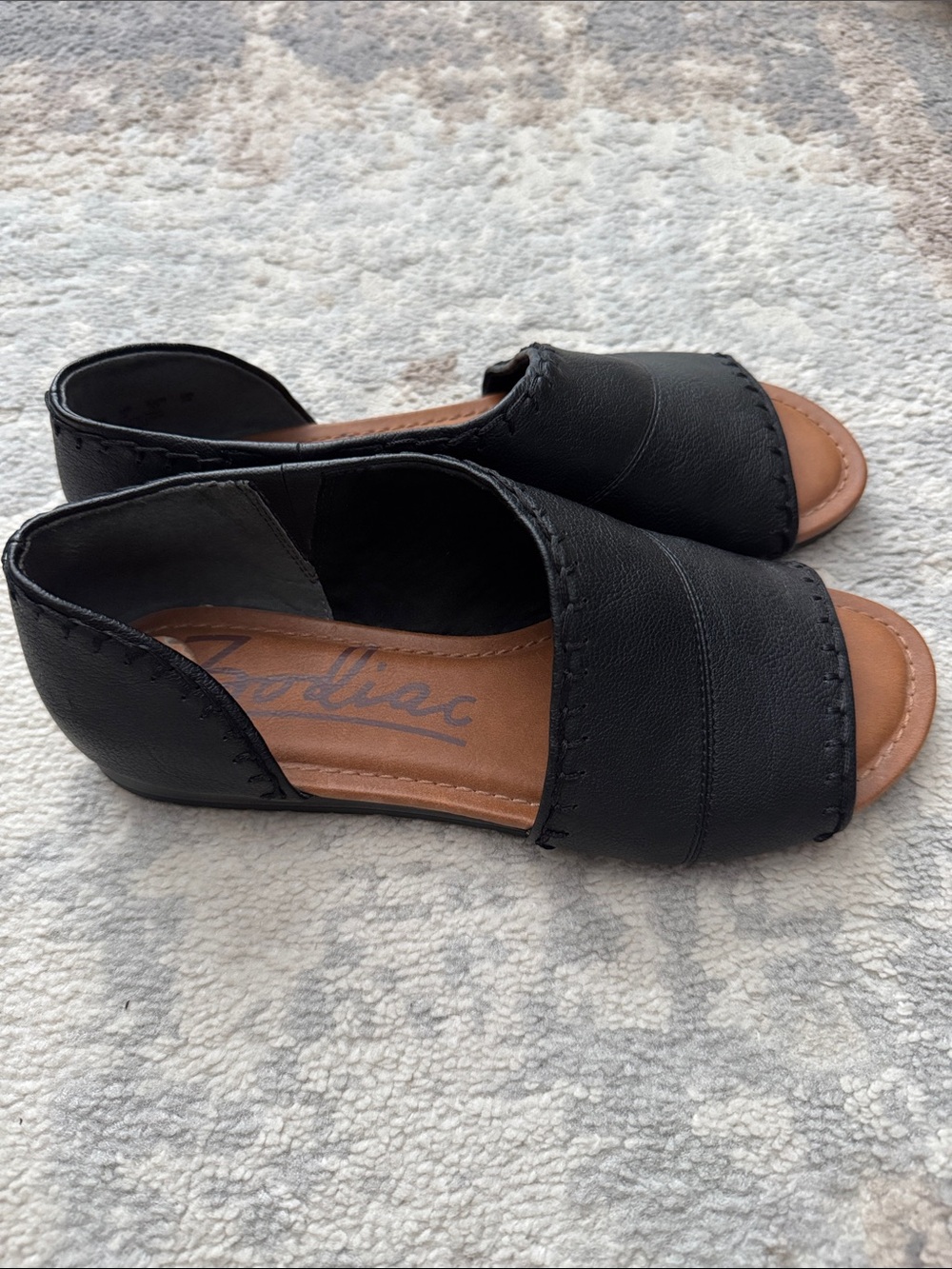 Black Open-Toe Women’s Flats by Zodiac - Picture 2 of 3